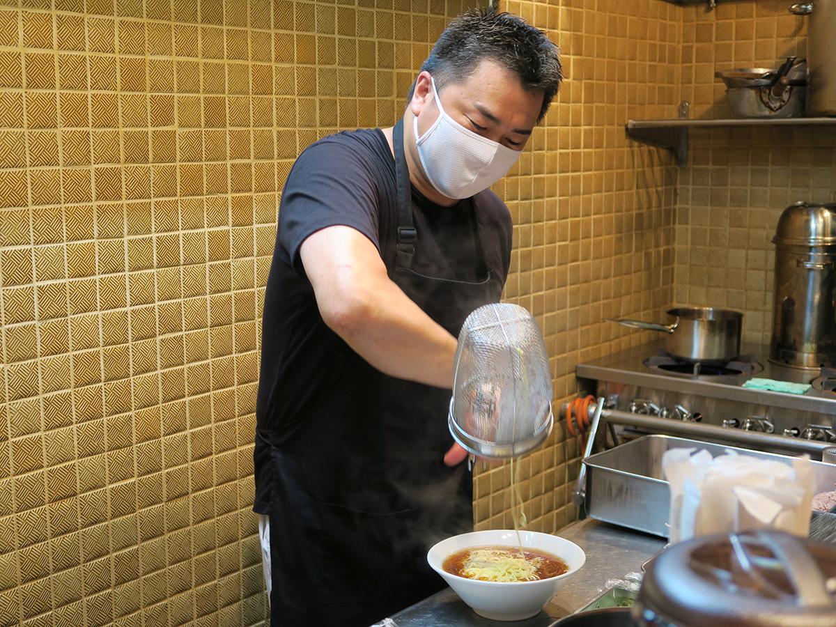 飯田橋に3カ月限定ラーメン店 あじさい 透き通った豚骨魚介スープを売りに 千代田区 千代田区民ニュース